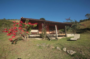 Chalé aconchegante com lareira e vista exuberante Itamonte